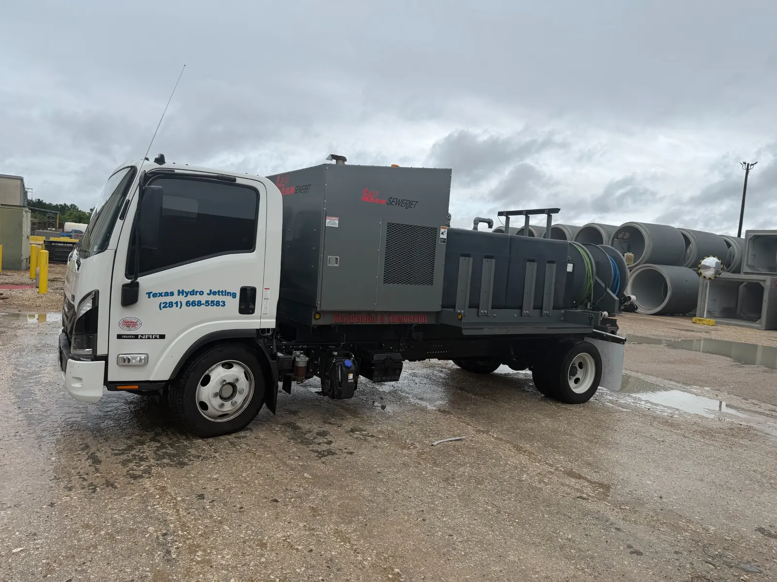 Commercial drain cleaning equipment
