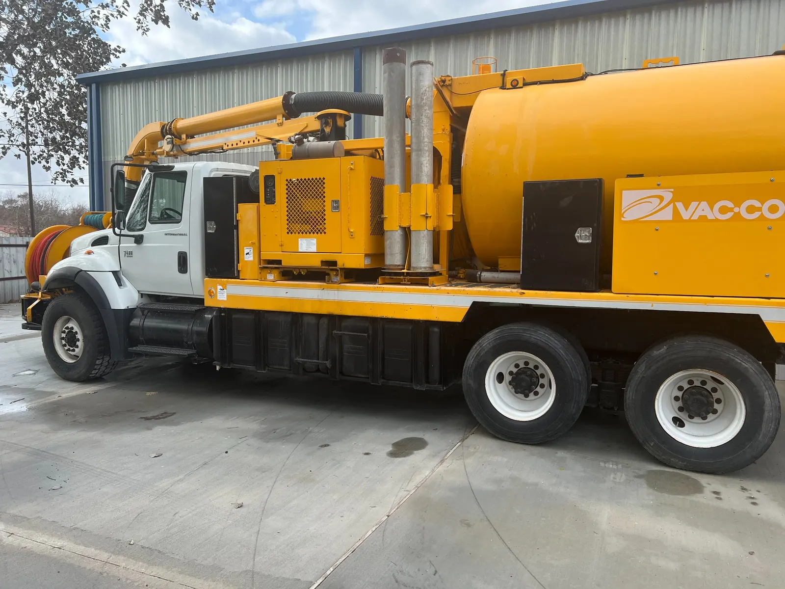 Vacuum truck service in Houston